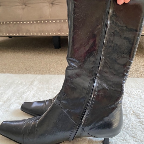 Genuine soft leather kitten heel boots - Picture 5 of 9